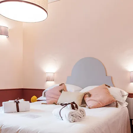 فندق مبيت وإفطار La Lu Cozy 2 2*